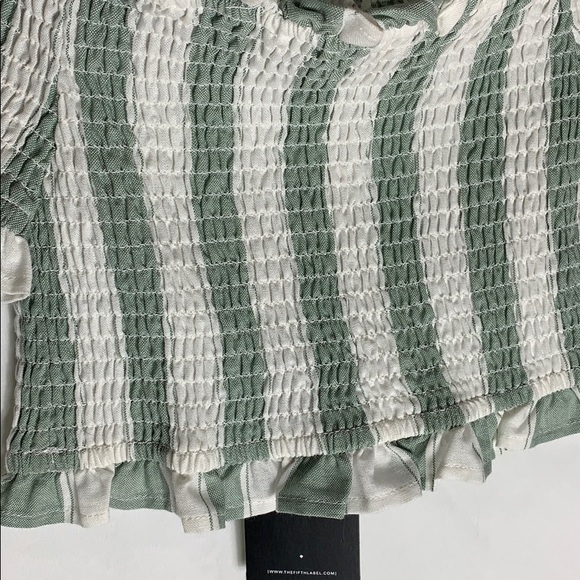 •The Fifth Label Crop Top• - Picture 2 of 5